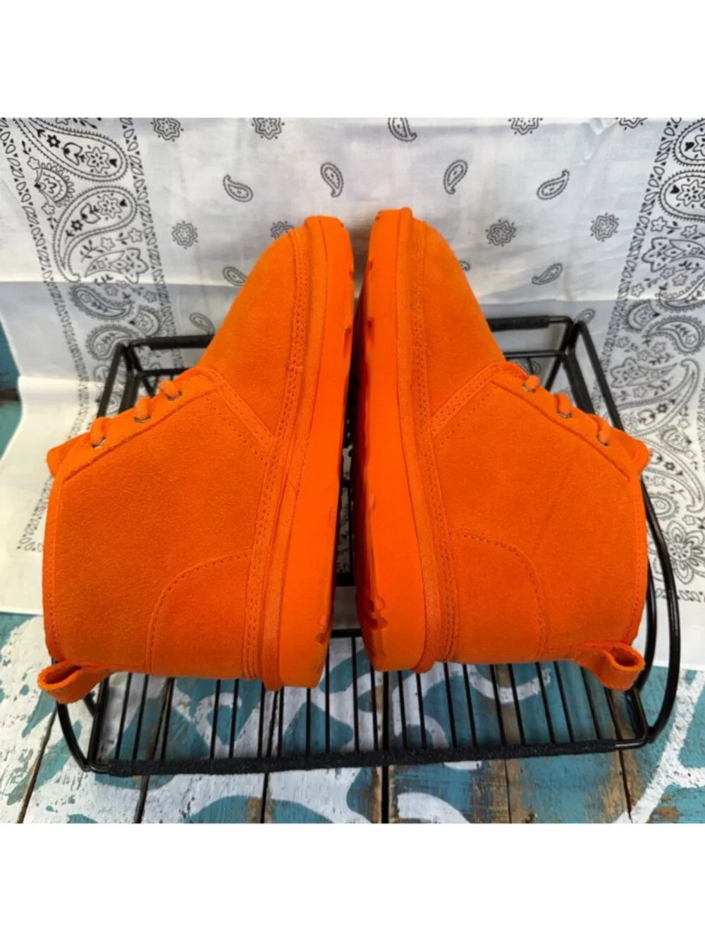 UGG Neumel II RARE Orange Suede Chukka Ankle Boot Youth 3/Womans 4.5 Worn 2X